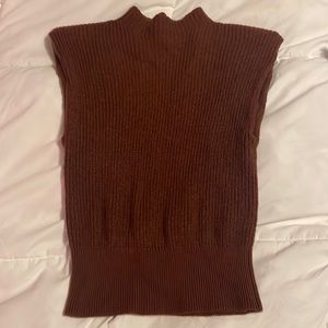 Babaton Aritzia Top